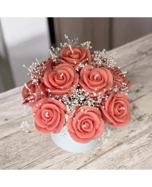 Valentýnský flowerbox 11 růží | Křídla naděje