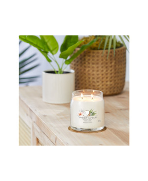 Yankee Candle Coconut Beach Signature (velký) – exotická vůně kokosu a vanilky